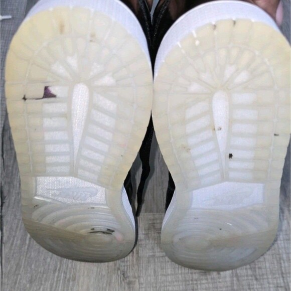 Nike Jordan 1 Mid SE Space Jam Black Sneakers Shoes DV1337-004 Youth Kids 6Y - Picture 4 of 4